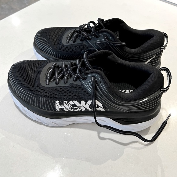 Hoka One One Bondi 7 Running Shoe - Picture 4 of 16